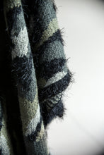 Load image into Gallery viewer, Fuzzy Camo Vest