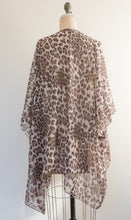 Load image into Gallery viewer, Wild Night Kimono