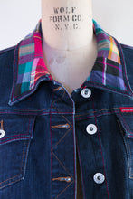 Load image into Gallery viewer, American Woman Denim Jacket