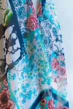 Load image into Gallery viewer, Petals & Patchwork Kimono