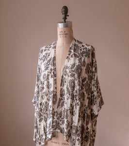 Daydream Bloom Kimono