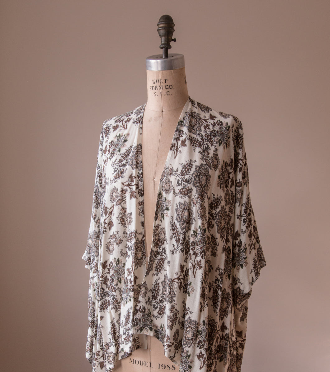 Daydream Bloom Kimono